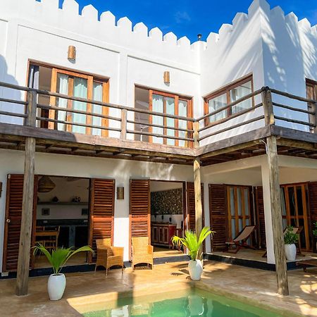 Kholle Villa Джамбиани Экстерьер фото